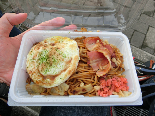 卵ベーコン焼きそば