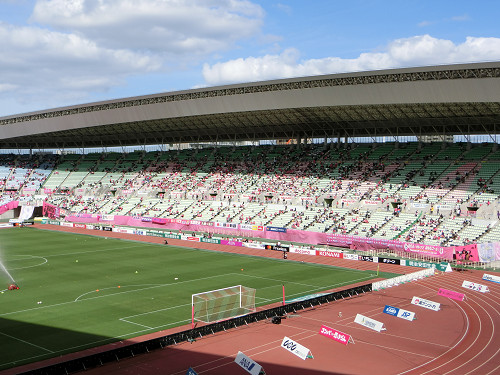 スタジアム内部